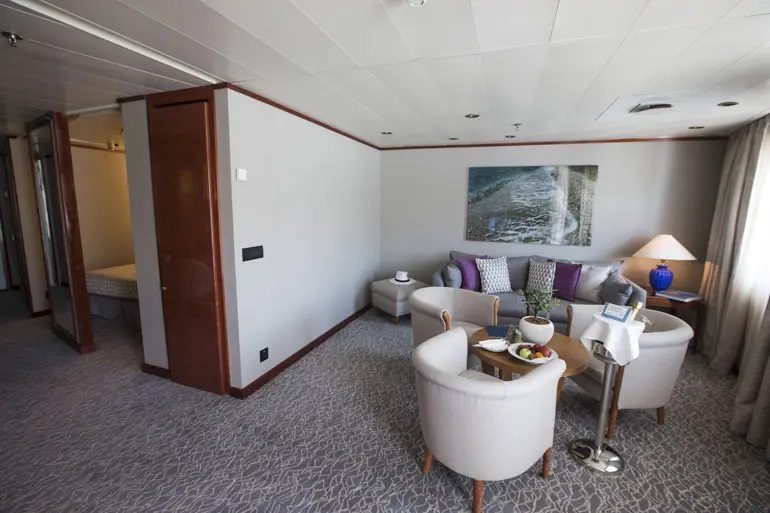 Louis Cristal SB cabin